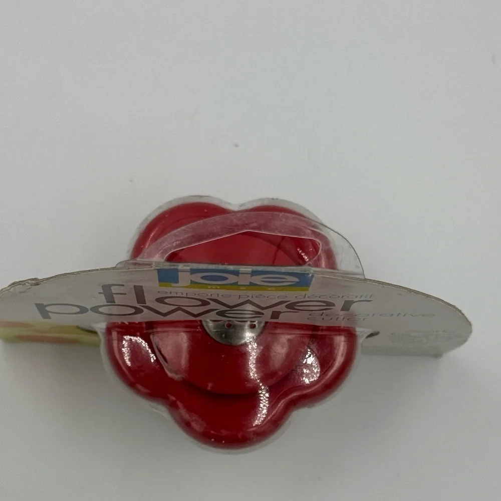 New Joie Flower Power Decorative Culinary Cutter